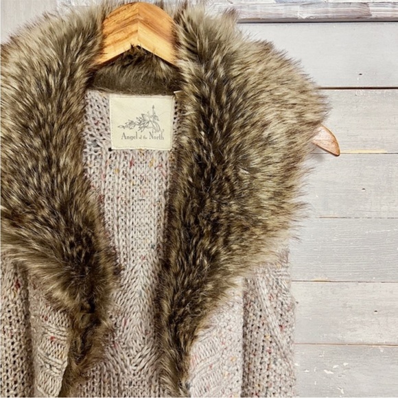 Angel of the North Faux Fur Knit Cardigan Vest - Alpaca - Picture 2 of 6